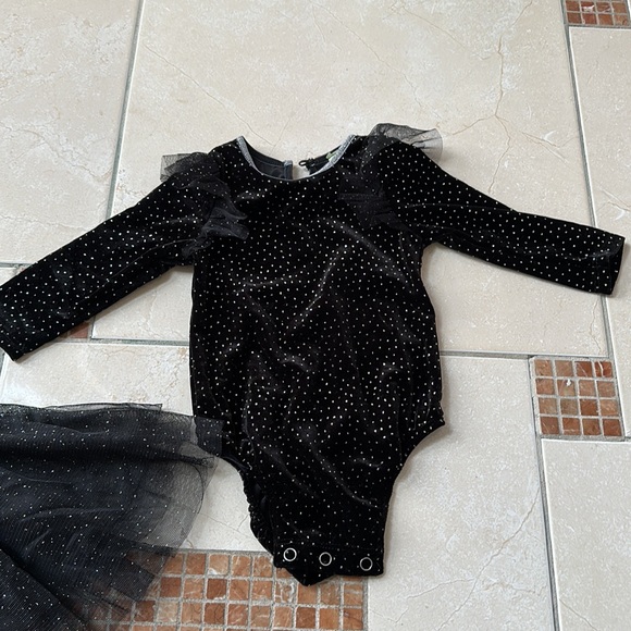 2 piece sparkly set - Picture 3 of 5